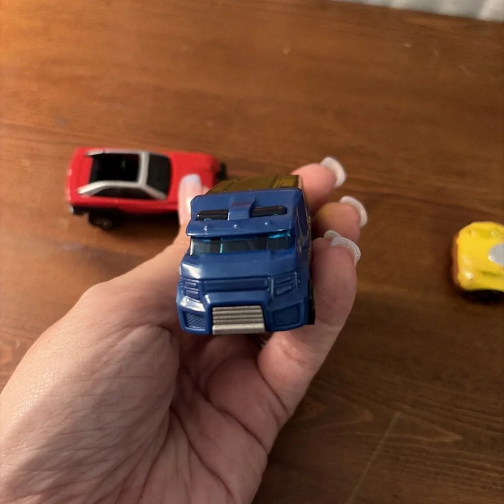 LOT‎ OF 6 HOT WHEELS CARS
